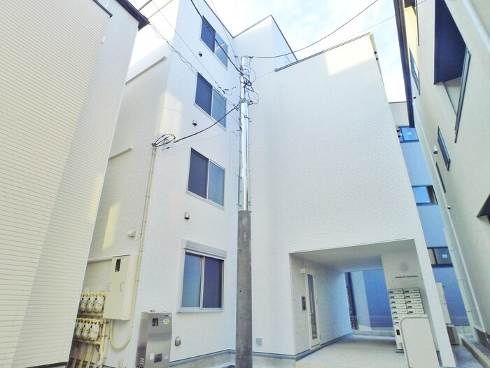 MONOLITH OGI-OHASHIの物件外観写真