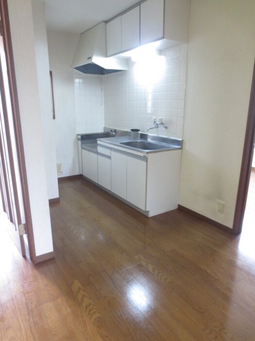 ラ－ジガ－デンＢの物件内観写真