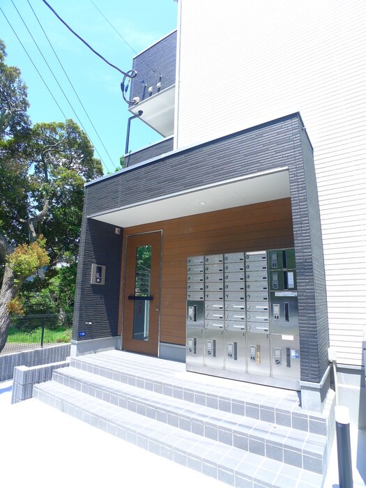 グレイス稲毛の物件外観写真