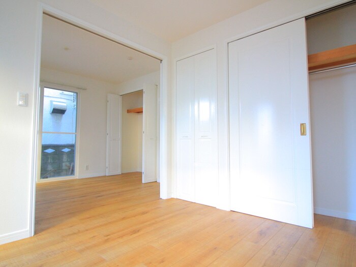 グリーンフォレストの物件内観写真