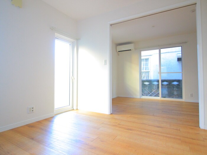 グリーンフォレストの物件内観写真