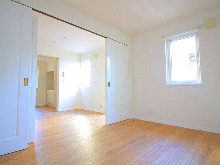 グリーンフォレストの物件内観写真