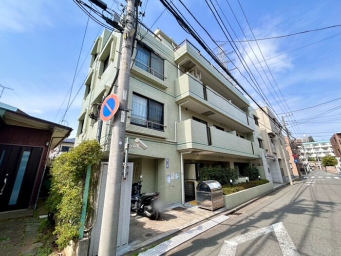 ビッグヴァン日吉ホームズ(106)の物件外観写真