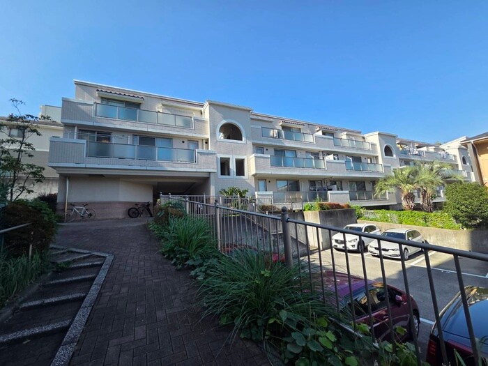 KENZO HAUSyokodaiの物件外観写真