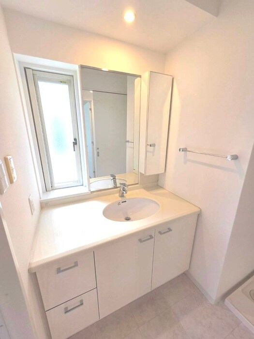 KENZO HAUSyokodaiの物件内観写真