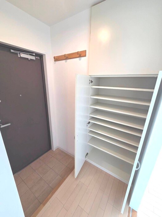 KENZO HAUSyokodaiの物件内観写真