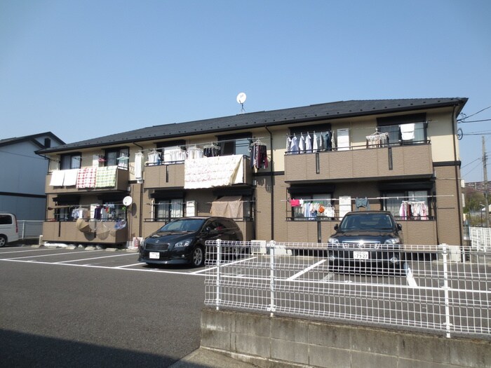 ハイカムール東橋本の物件外観写真