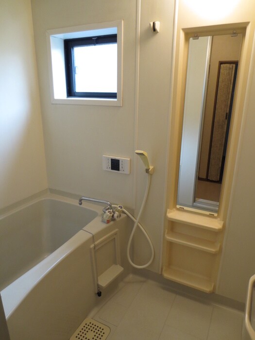 ハイカムール東橋本の物件内観写真