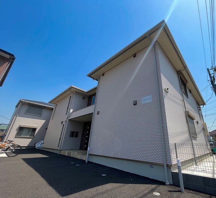 ディア・ロードＵＰの物件外観写真