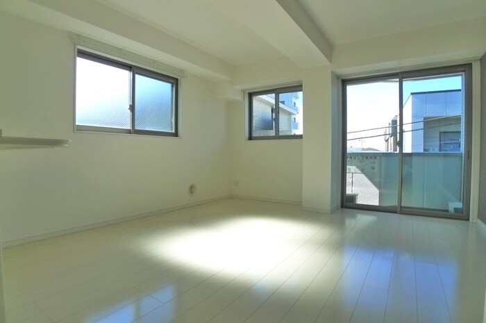 first Step 西小岩の物件内観写真