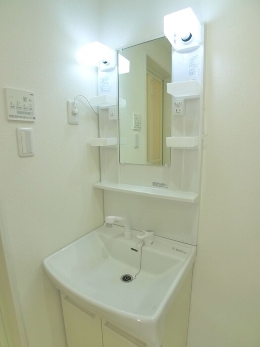 first Step 西小岩の物件内観写真