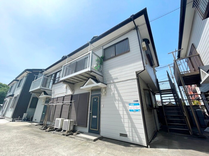 フラッツ持田Ａの物件外観写真