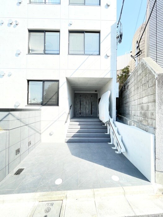 ALTERNA早稲田の物件外観写真