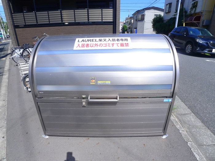 LAUREL柴又の物件外観写真