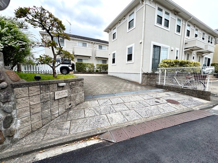 COURTⅢA棟の物件外観写真