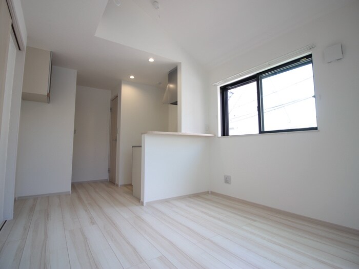 APRILE GOHONGIの物件内観写真