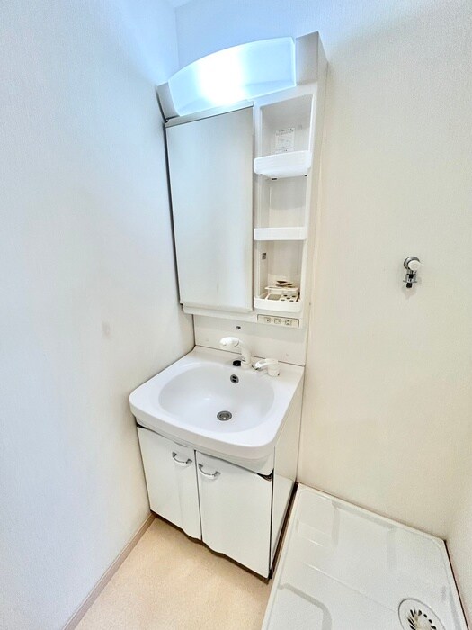 BEL、GRAVIA、TAKAHASHIの物件内観写真