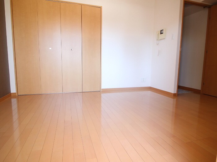 ドゥーエ西大島の物件内観写真