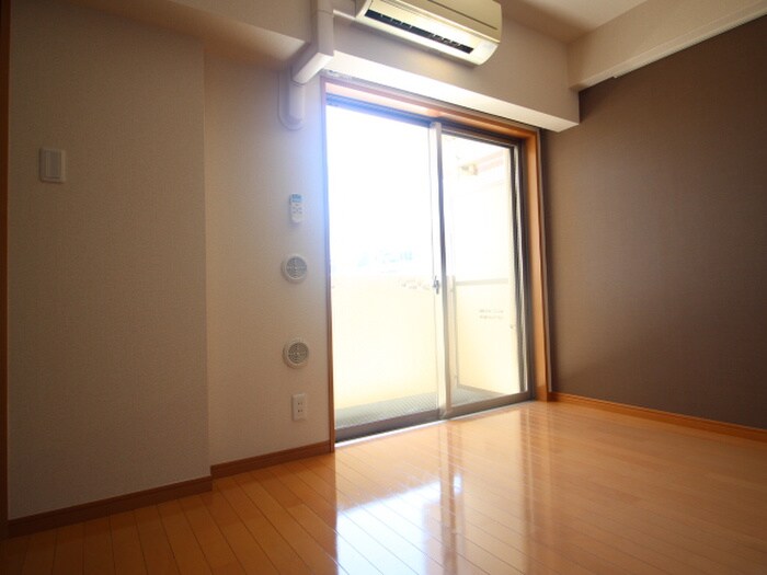 ドゥーエ西大島の物件内観写真