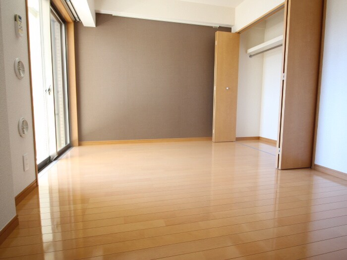 ドゥーエ西大島の物件内観写真