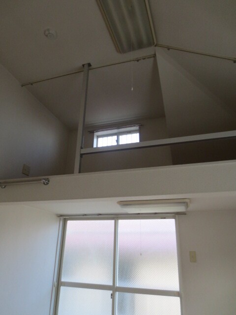 アルファコスモスの物件内観写真