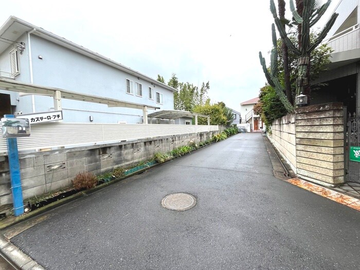 カステ－ロ　フチの物件外観写真