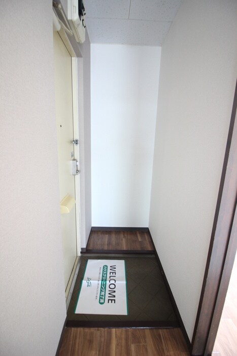 ファミール鶴園の物件内観写真