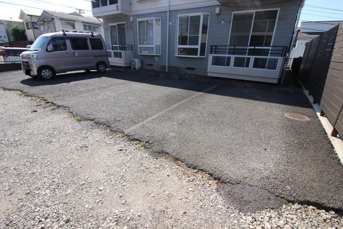 ファミール鶴園の物件外観写真