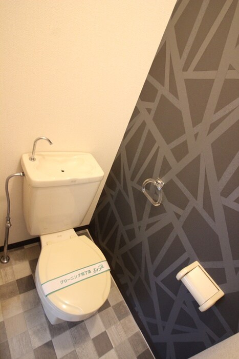 ファミール鶴園の物件内観写真