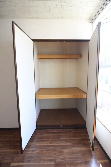 ファミール鶴園の物件内観写真