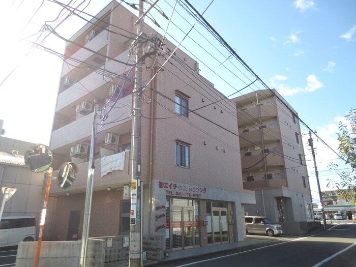 Ｋ－ＥＡＳＴの物件外観写真