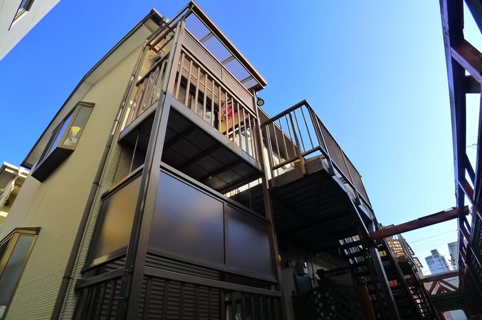 バ－ドハイツの物件外観写真