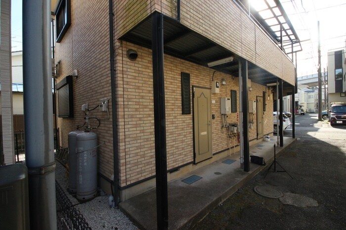 ファーストクオーターの物件外観写真