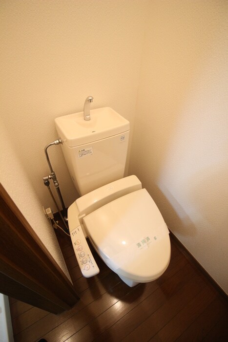 ファーストクオーターの物件内観写真