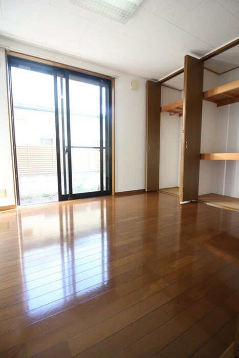 ファーストクオーターの物件内観写真