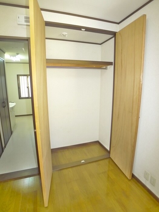 葛城ハイリビング壱番館の物件内観写真