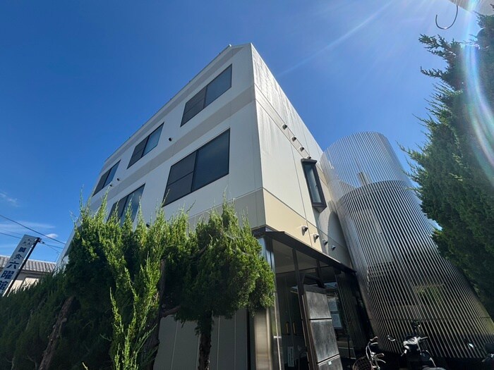 イフの物件外観写真