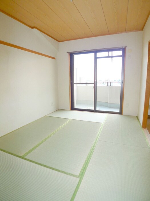 ロイヤルメゾン４の物件内観写真