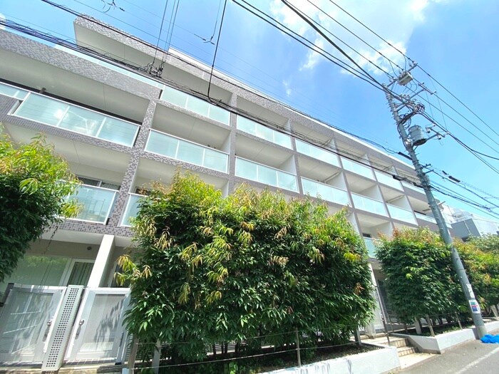 カスタリア初台Ⅱの物件外観写真