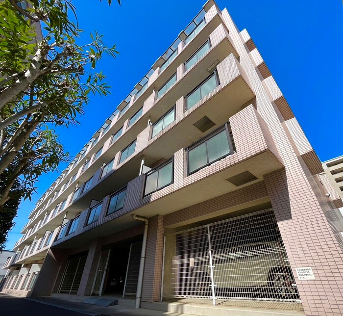 ハピネス飯田七号館の物件外観写真