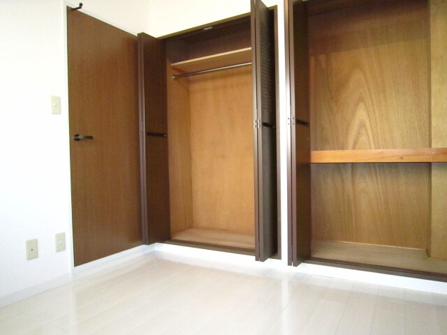 ハピネス飯田七号館の物件内観写真