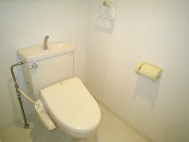 ハピネス飯田七号館の物件内観写真