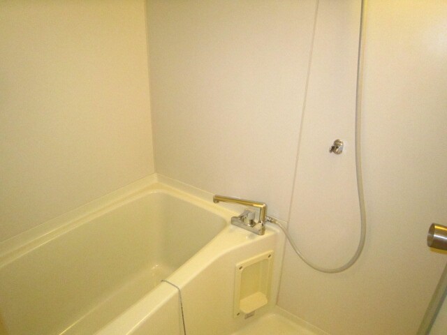 ハピネス飯田七号館の物件内観写真