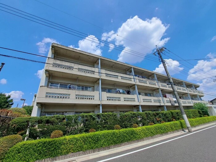 ファミール井荻の物件外観写真