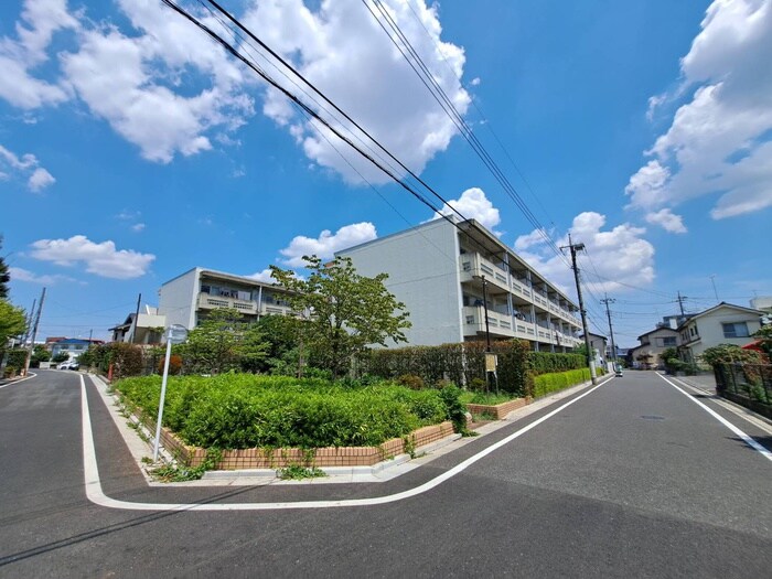 ファミール井荻の物件外観写真