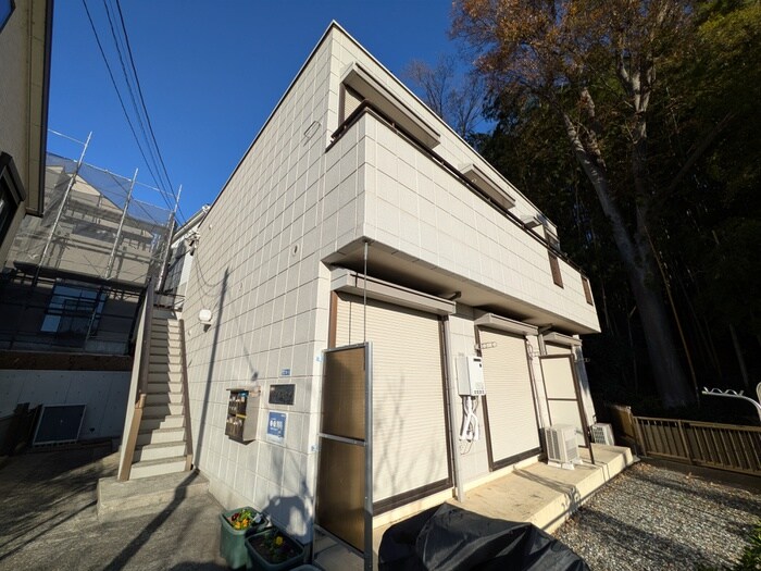 メゾン・リヴィエールの物件外観写真