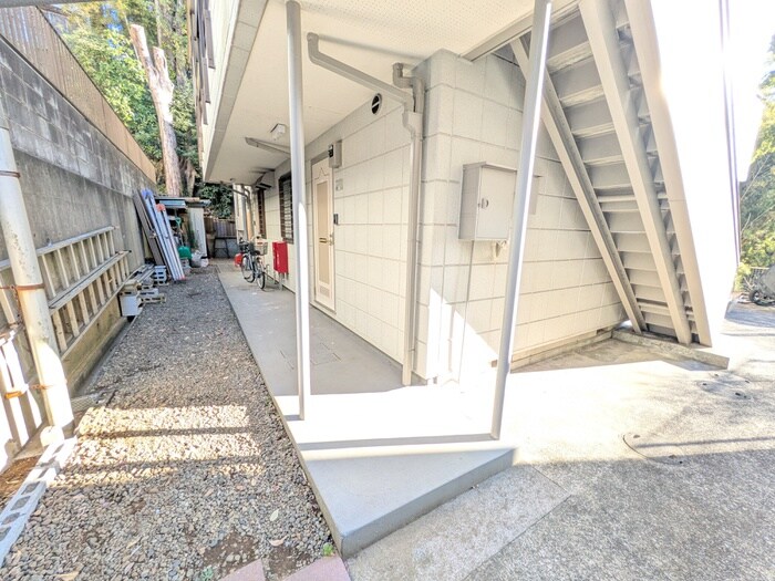 メゾン・リヴィエールの物件外観写真