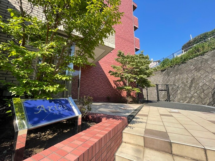 Ａｒｉｅｓの物件外観写真