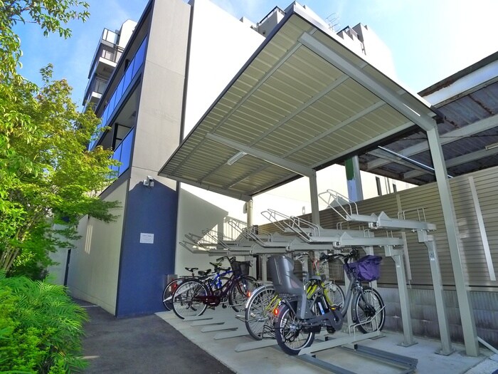 ドゥーエ南千住の物件外観写真