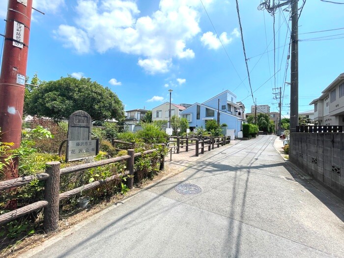 マ・メゾン鵠沼花沢Aの物件外観写真